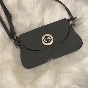 Baggallini Convertible Crossbody Wristlet Bag EUC